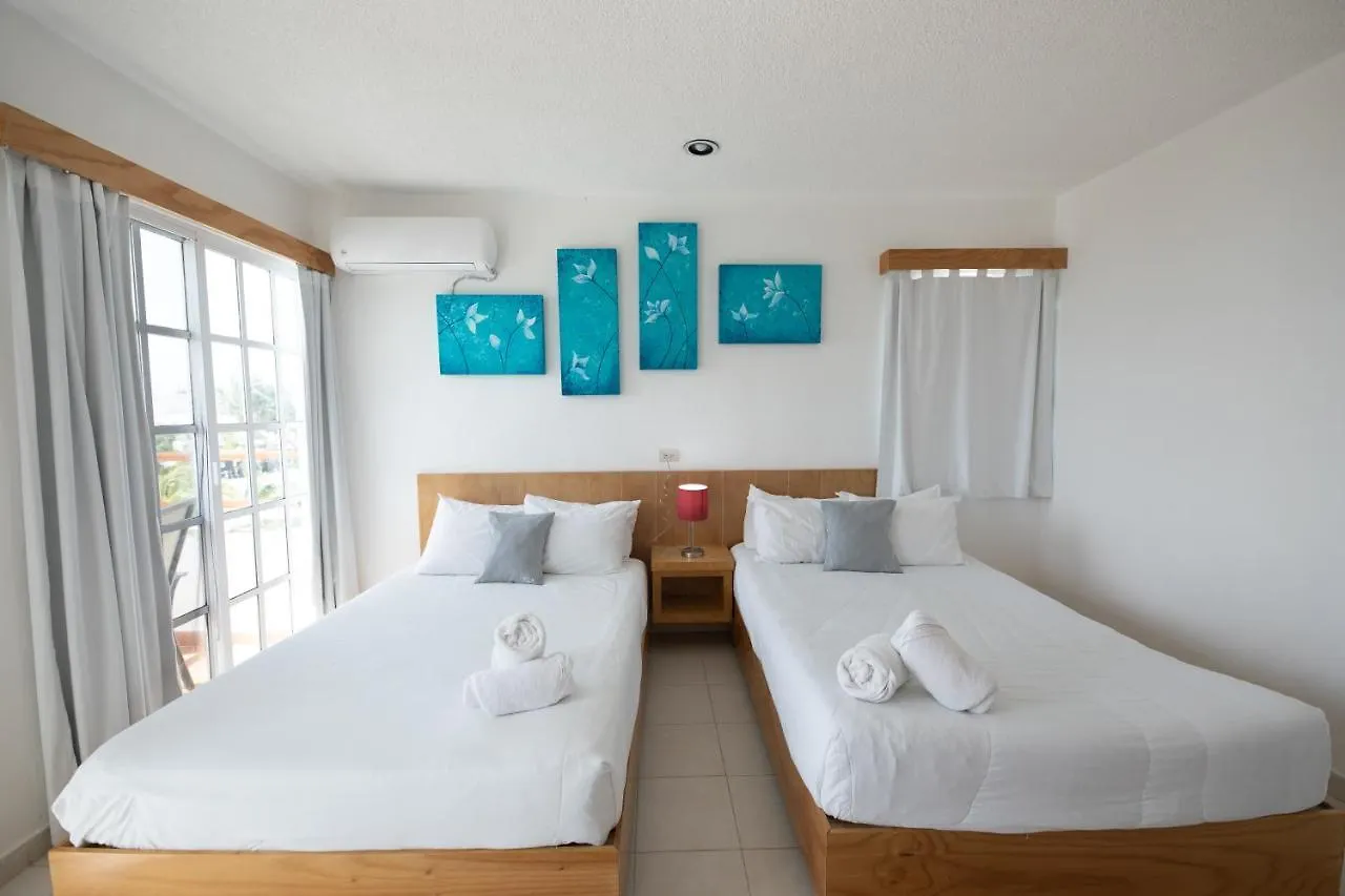 Hotel & Beach Club Ojo De Agua Puerto Morelos 3*,  México